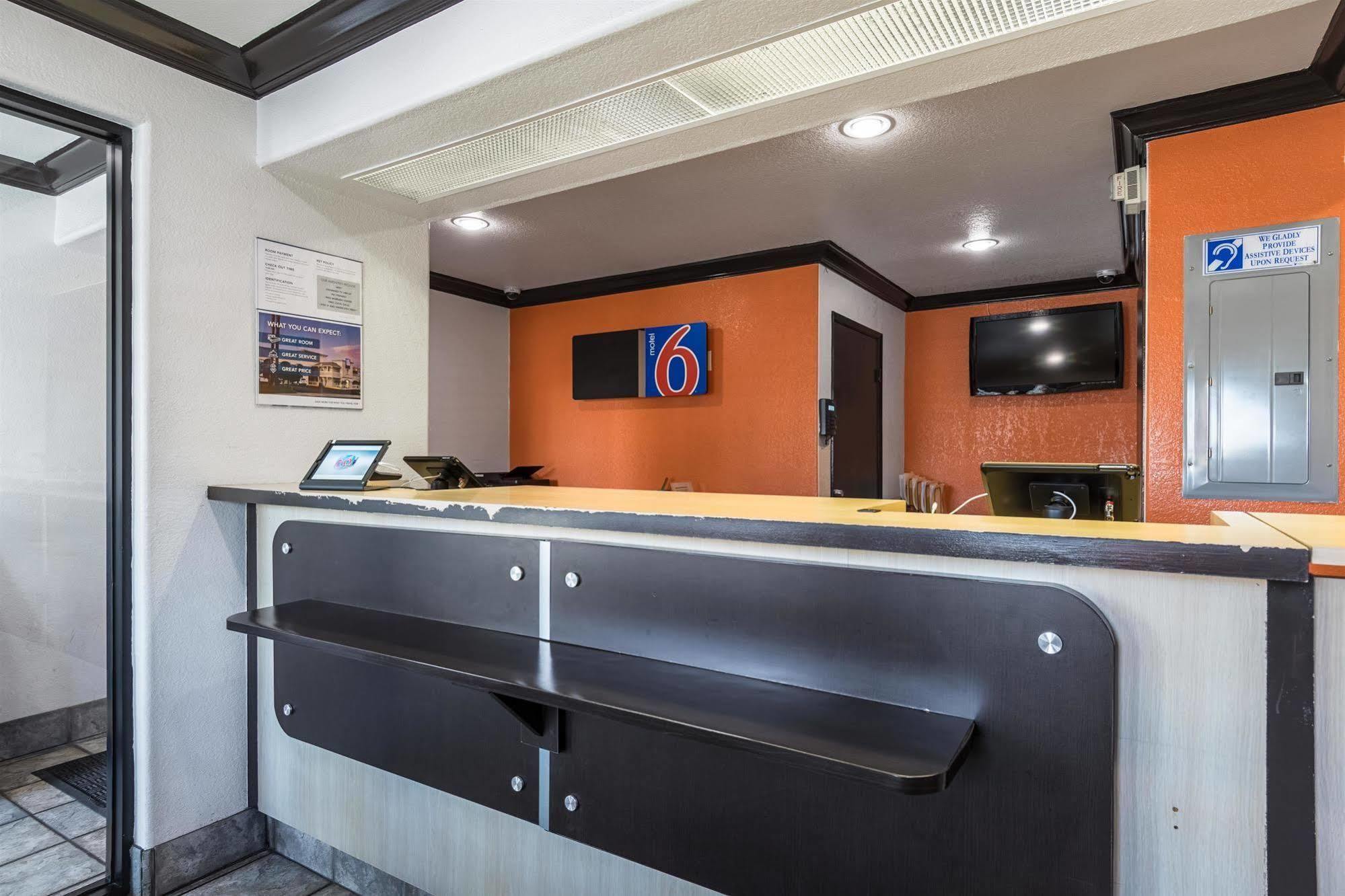 Motel 6 Riverside, Ca - Ucr East 외부 사진